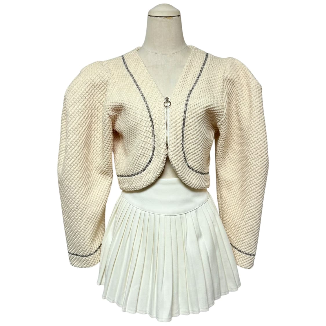 3736 베이지 크롭 퍼프자켓 상품이미지1