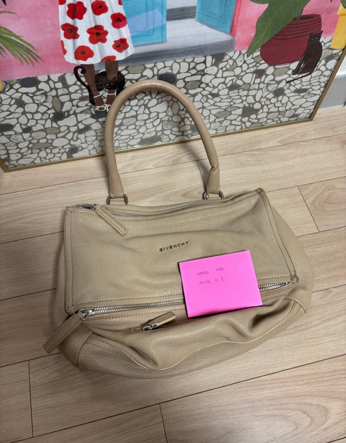 지방시 숄더백 상품이미지1