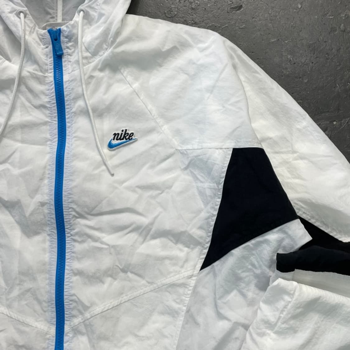 100 나이키 헤리티지 바람막이 상품이미지2