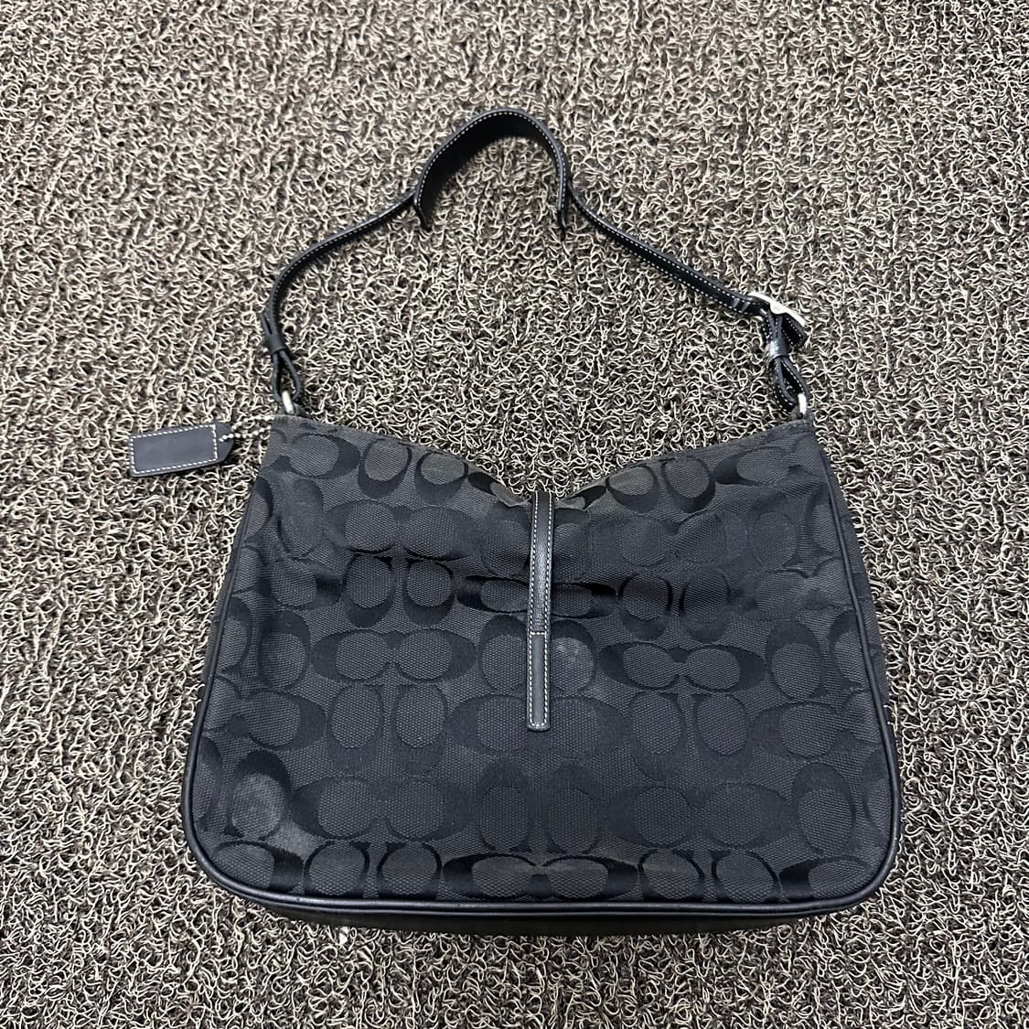 COACH 코치 버클 자카드 바게트 여성 숄더백 가방 상품이미지5
