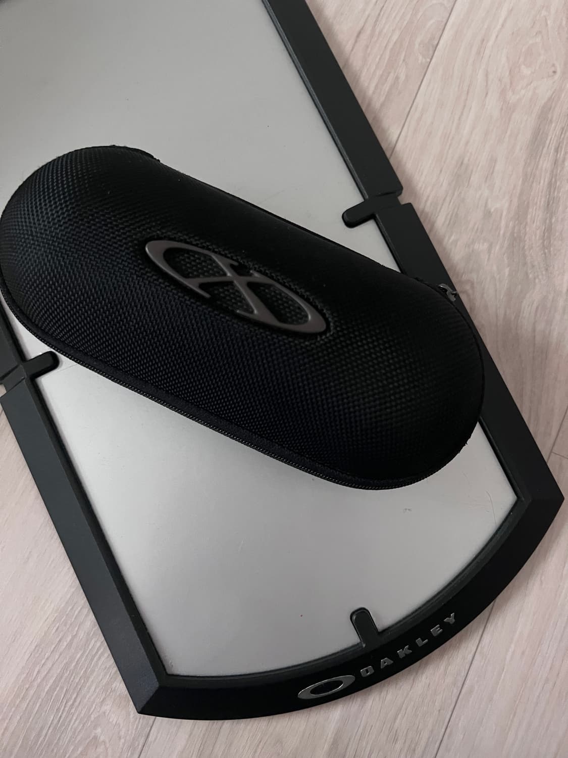Oakley X Meral Soft Case 상품이미지1
