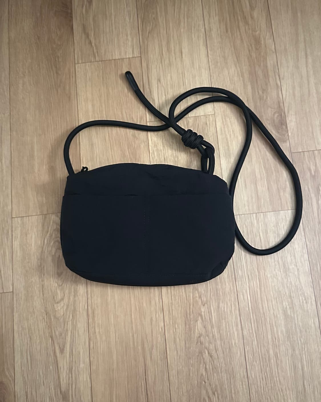 자라 ZARA 퀼팅 크로스백 블랙 상품이미지1