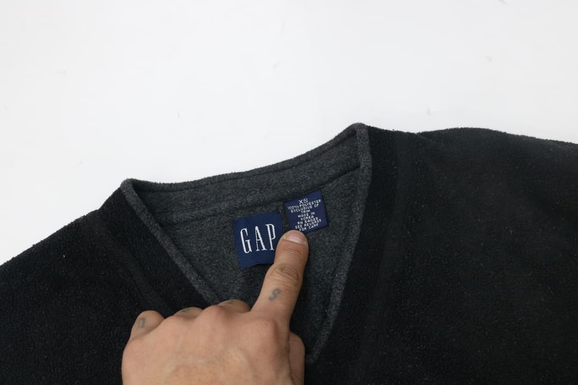 갭 90s 빈티지 블랙 브이넥 플리스 스웨트셔츠 상품이미지5