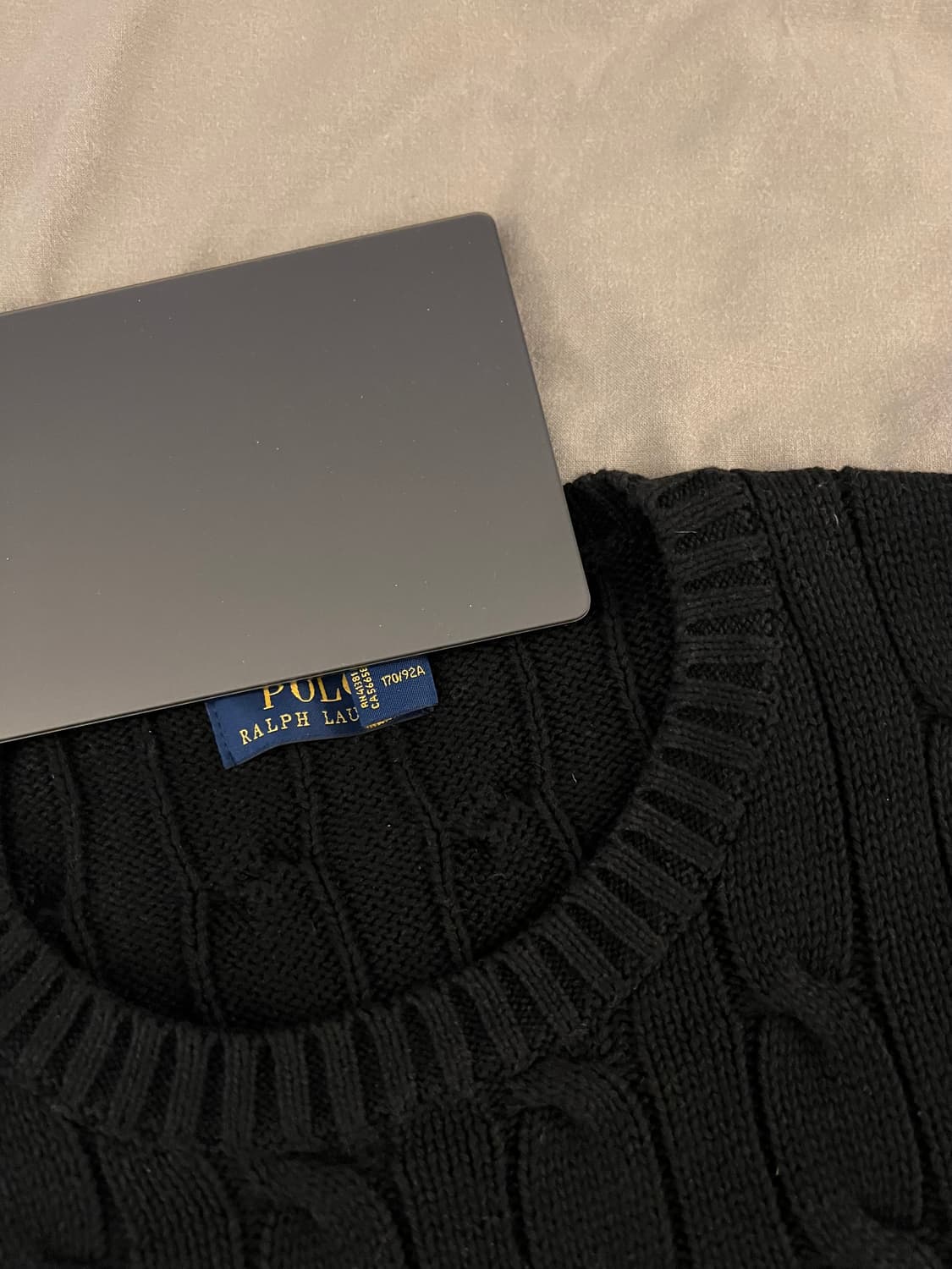 폴로 랄프로렌 케이블 괘배기 니트 블랙 S 상품이미지3