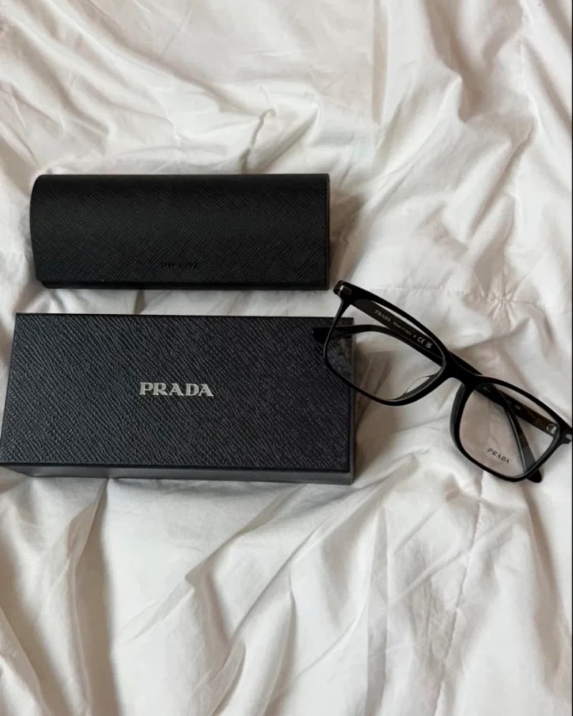 프라다 블랙 안경 새상품 상품이미지1