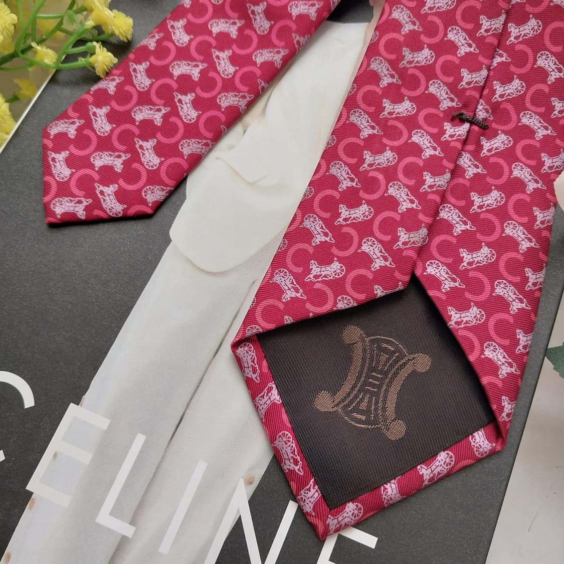 셀린느 실크 레드 트리옴프 슬림 넥타이 7.6cm A+등급 K1324
 상품이미지7