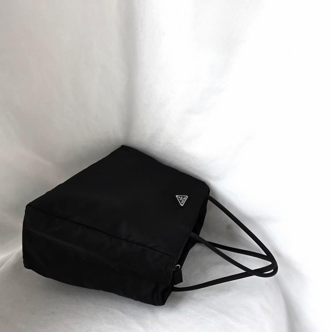 [정품 PRADA] 프라다 포코노 나일론 여성 토트백 상품이미지2