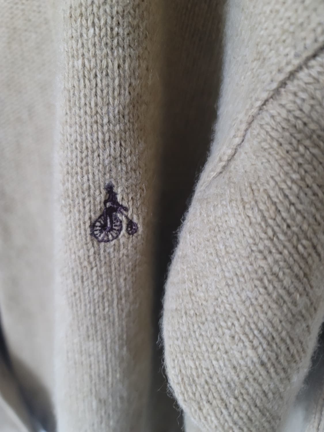 빈폴 100퍼 모 가디건 105사이즈 상태굿

 상품이미지3