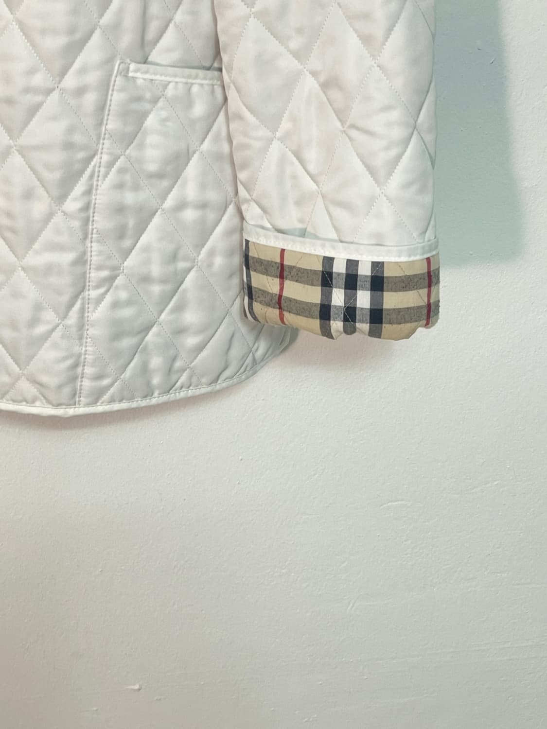 버버리 노바체크 퀼팅 자켓
 상품이미지6