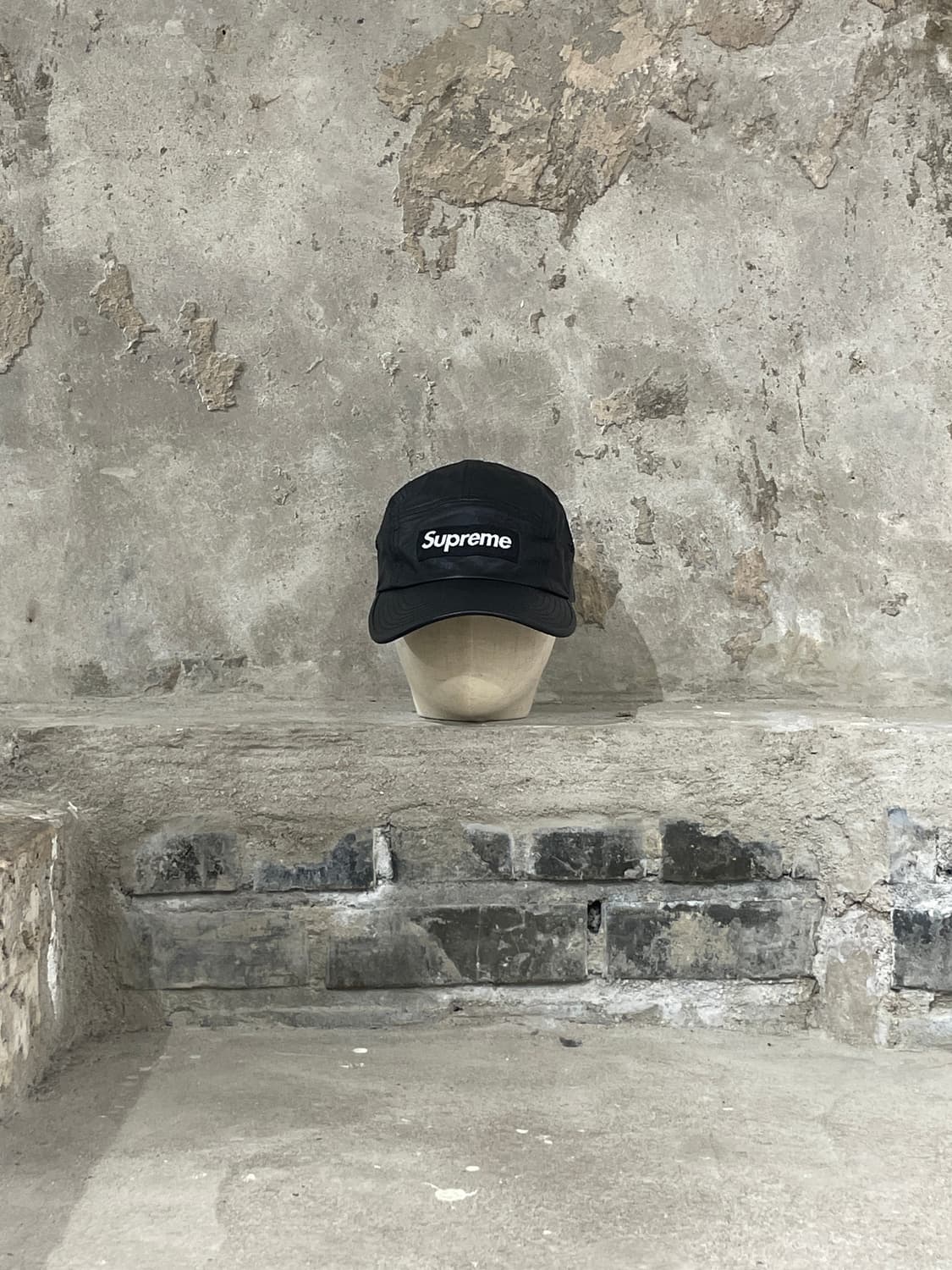 슈프림 21S/S 블랙 레더 캠프캡 상품이미지2