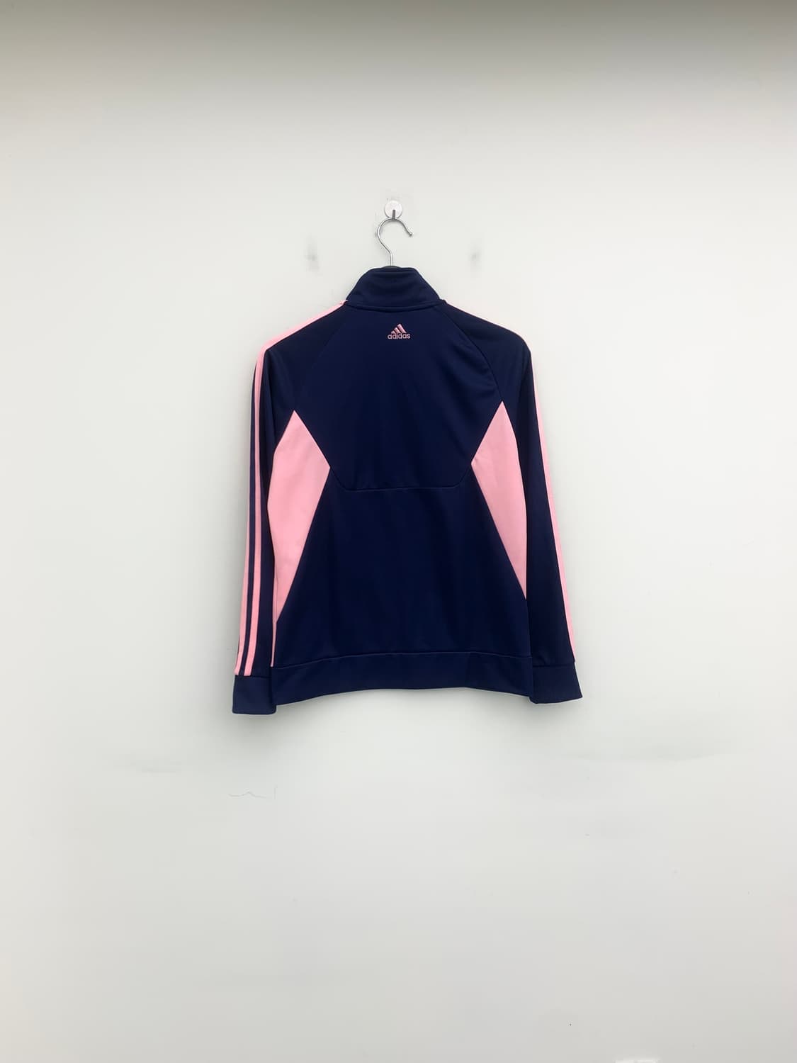 아디다스 y2k 큐빅로고 핑크 네이비 스포티 져지 상품이미지6