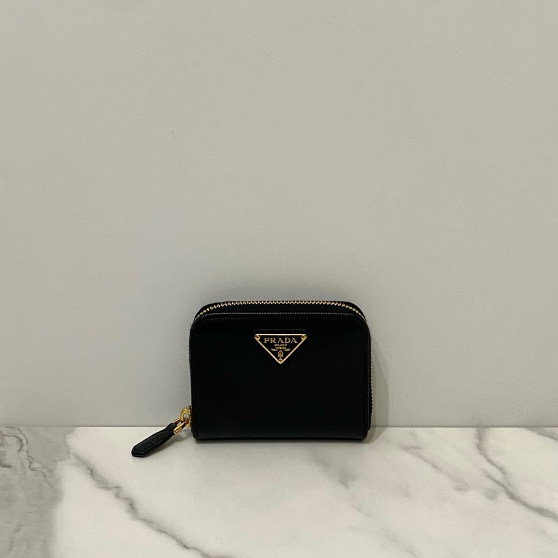 프라다 비텔로 무브 삼각로고 지퍼 반지갑 동전지갑 1MM268 상품이미지1