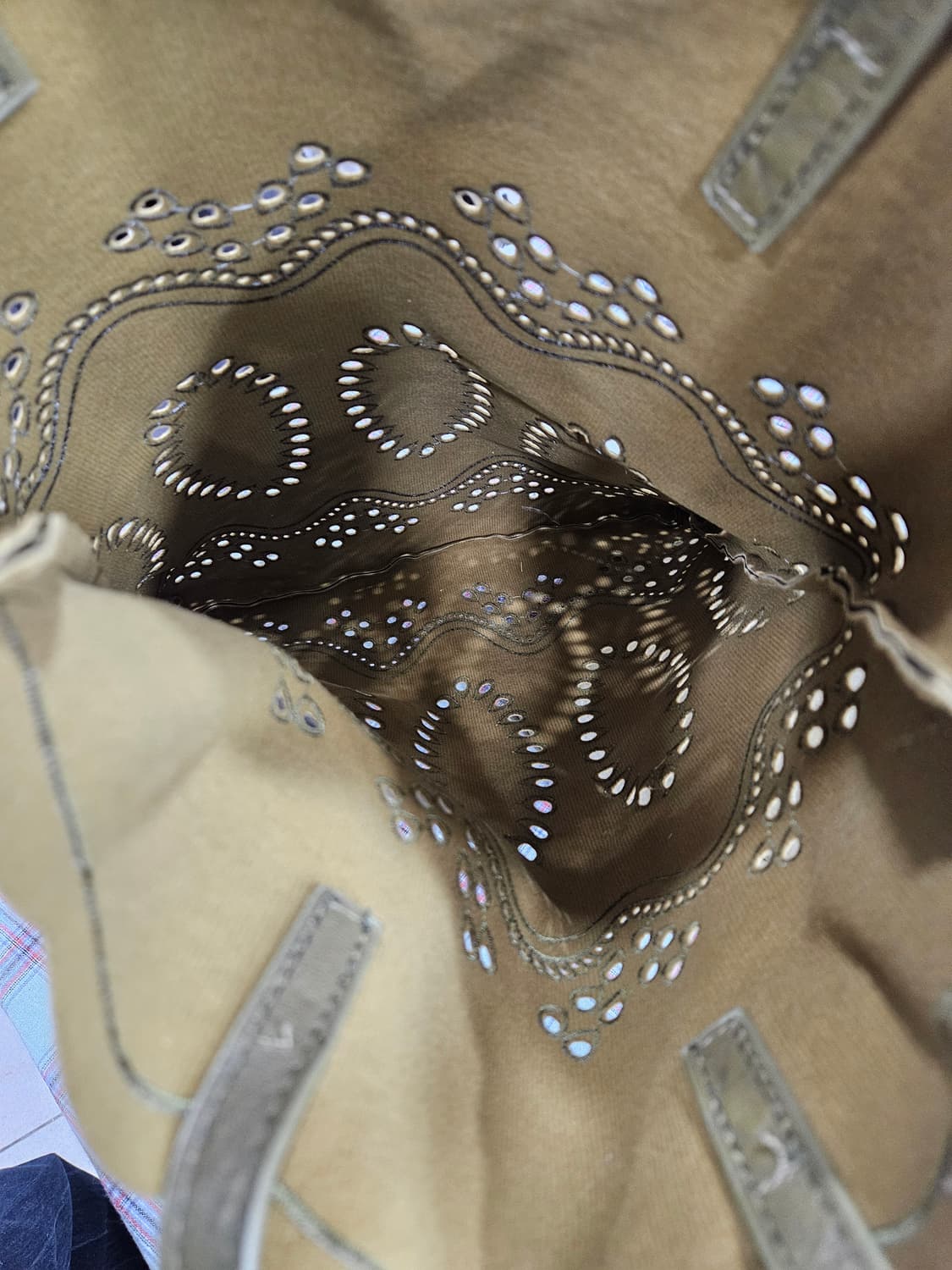 올리브그린 펀칭 토드백 상품이미지6