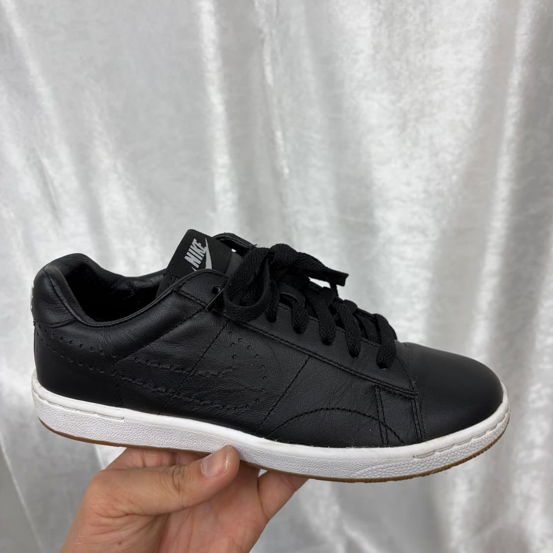 나이키 코트 클래식 울트라 레더 스니커즈 사이즈230  상품이미지1