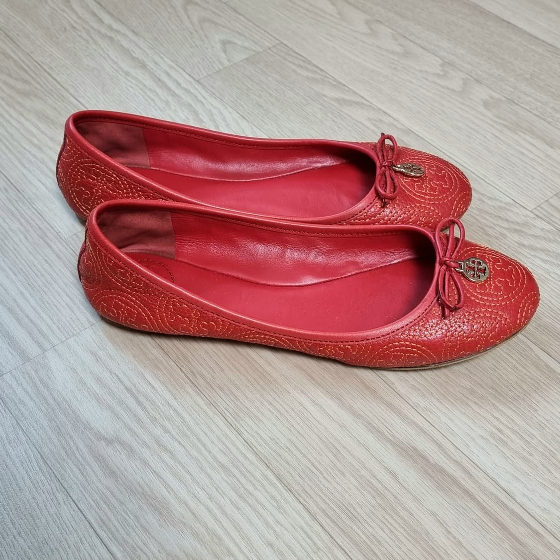 토리버치 퀼팅 레더 가죽 슈즈 단화 플랫 (240mm/7M) 상태굿 상품이미지2