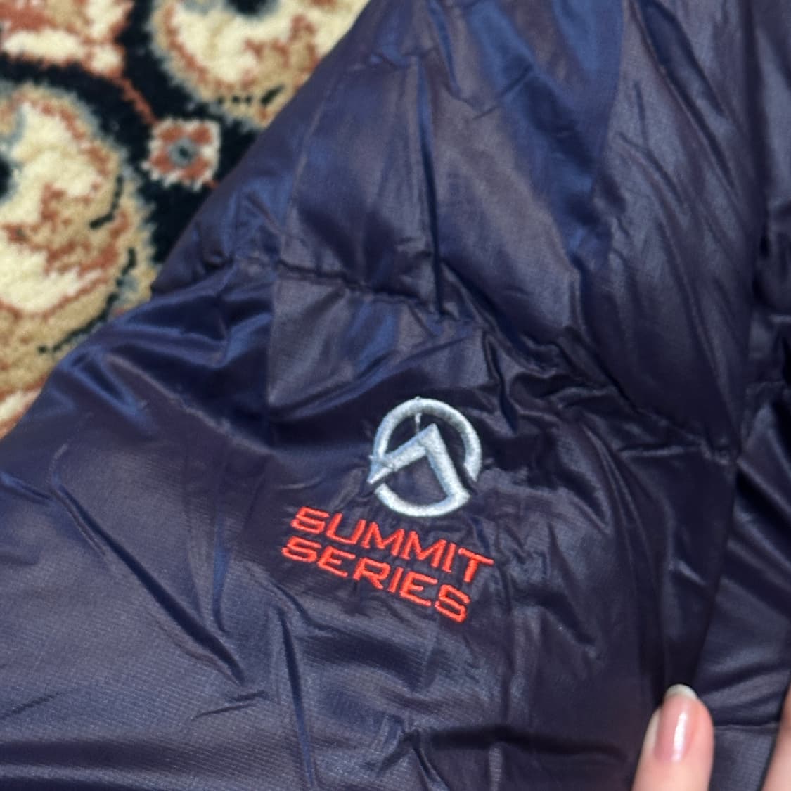 노스페이스 아콘카구아 경량패딩 (L-XL) 퍼플 상품이미지4