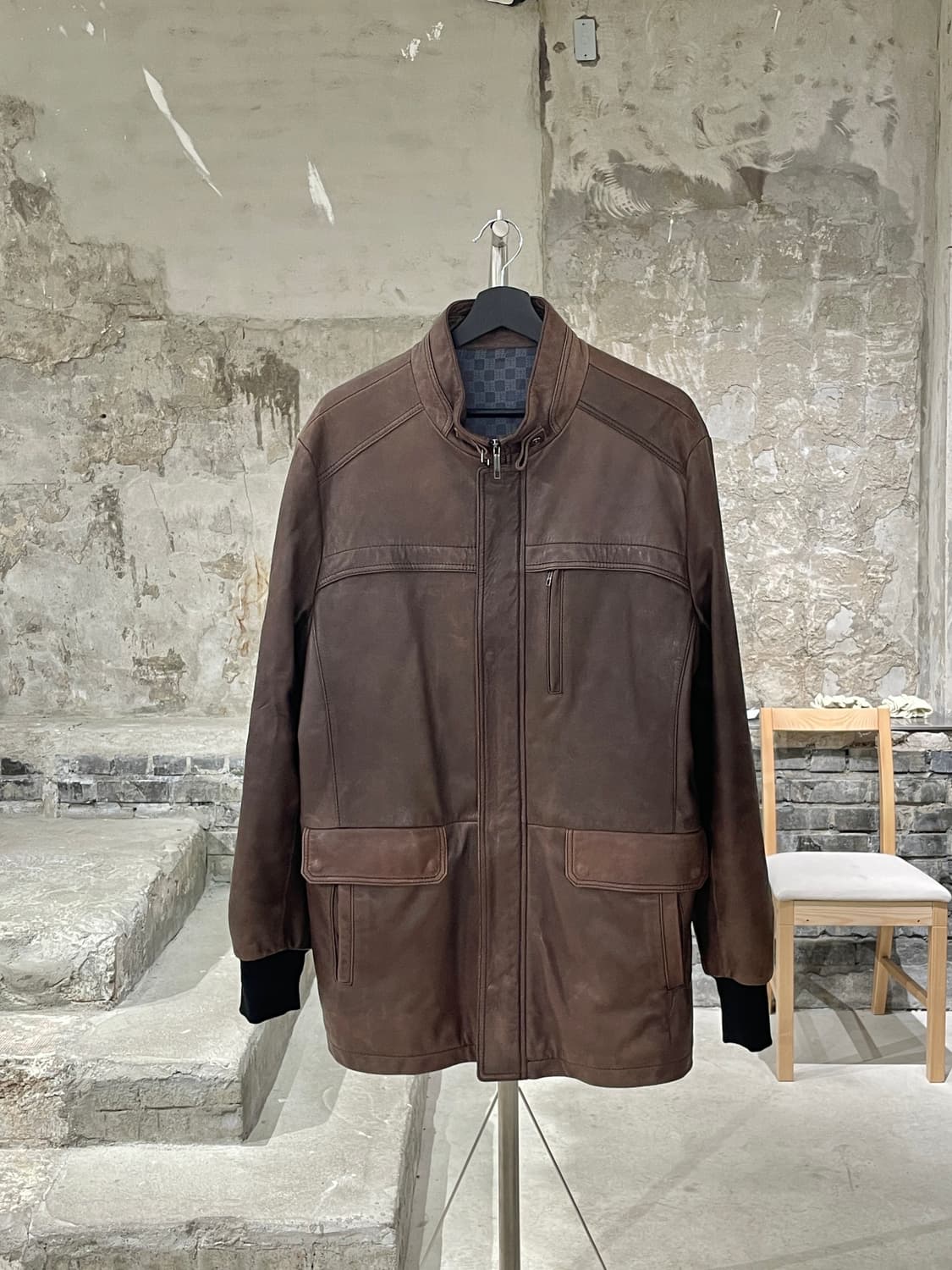 지방시 맨 브라운 쉽 레더 롱 자켓 상품이미지1