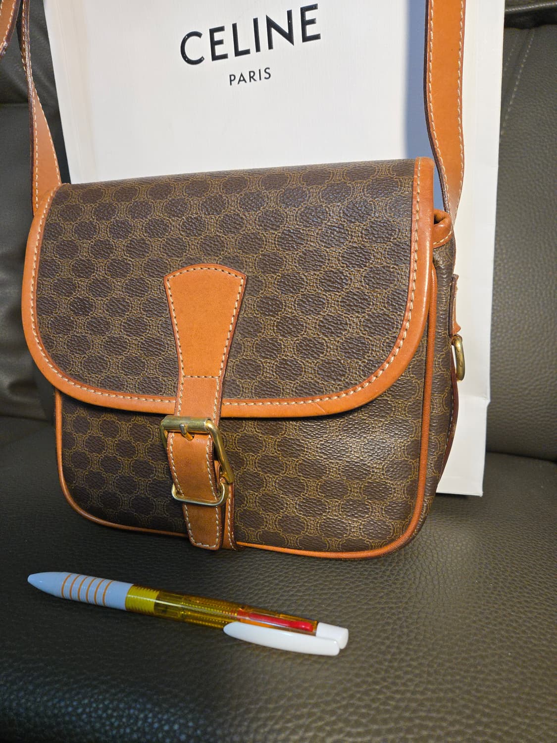 셀린느 CELINE 마카담 미니 크로스백 상품이미지2