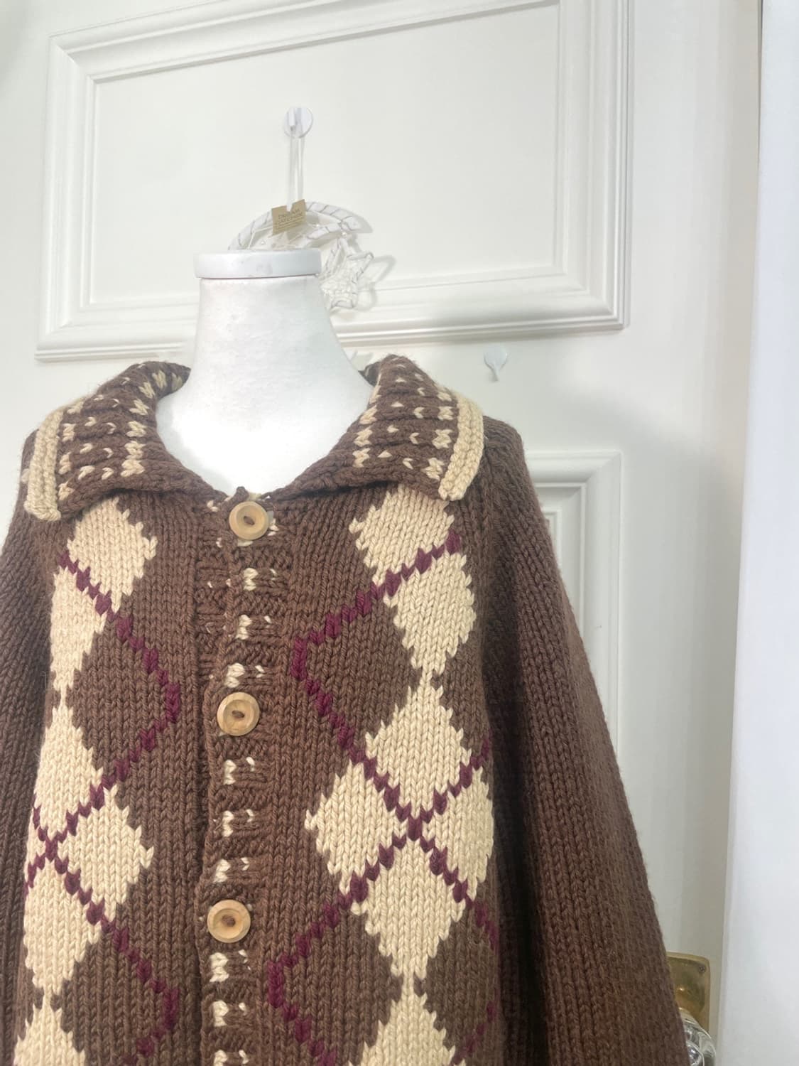 brown beige check wood button collar car 상품이미지6