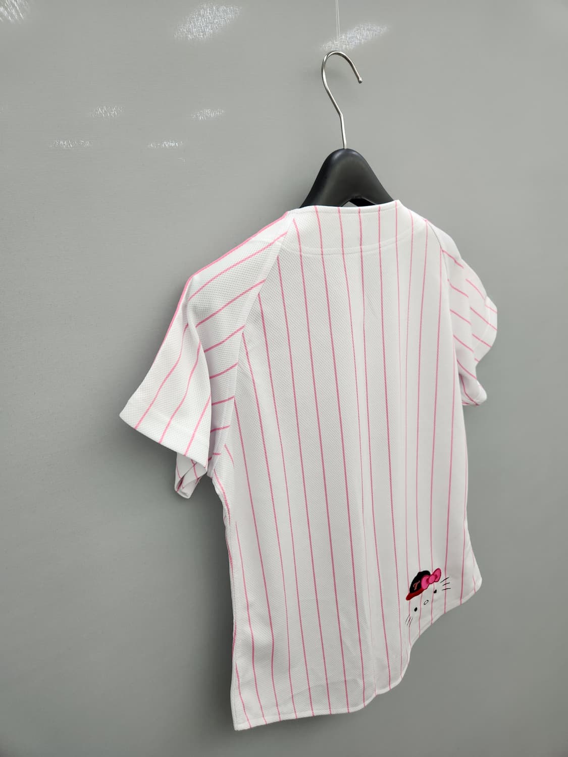 LG 트윈스 헬로키티 콜라보 노마킹 유니폼 상품이미지7