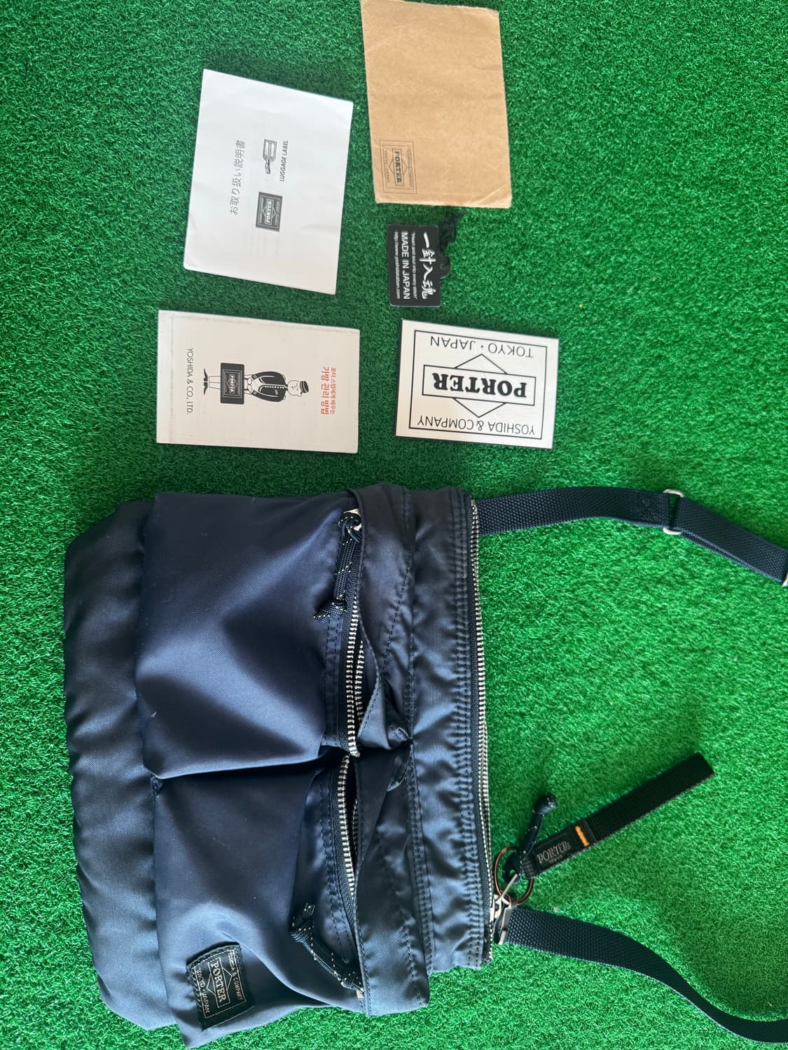 포스 숄더백 네이비 상품이미지1