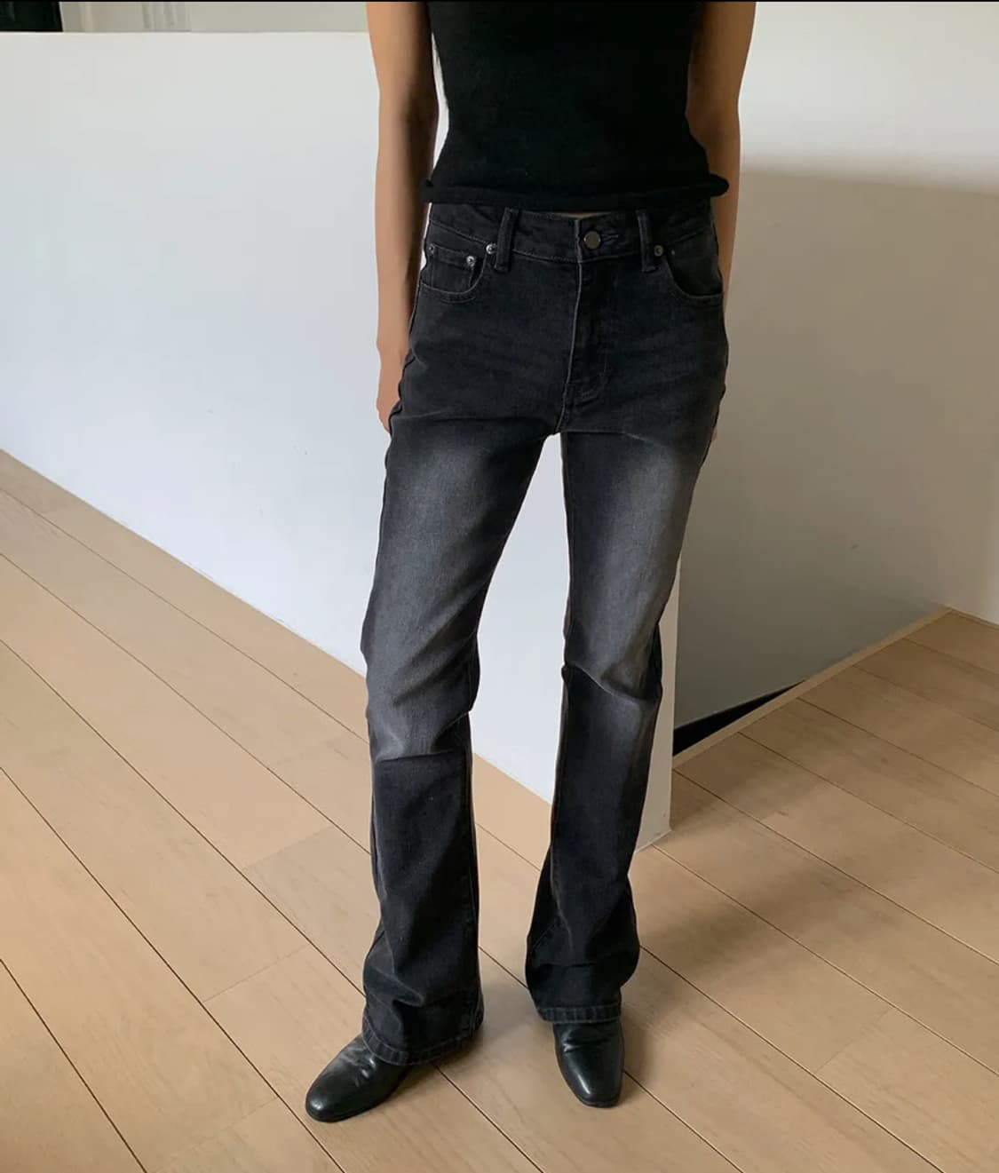 밀리언코르 7163 캣 브러쉬 흑청 스판 블랙 부츠컷 데님팬츠 상품이미지1