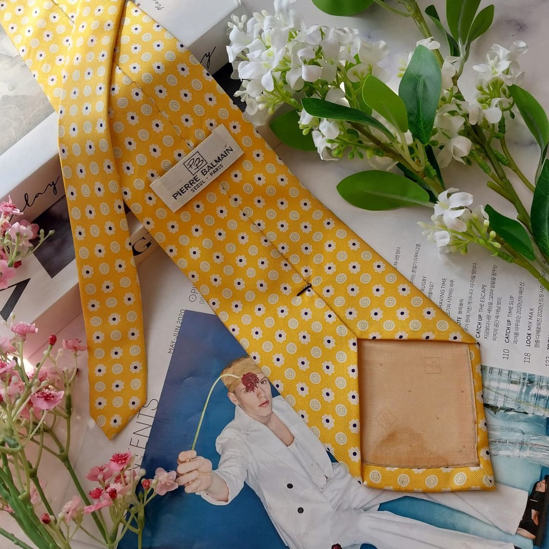 발망 실크 옐로우 플라워 패턴 넥타이 9.6cm A등급 K1999
 상품이미지4