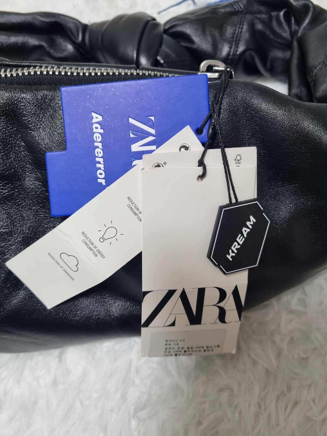새상품) 아더에러 x자라 레더 숄더백  상품이미지6