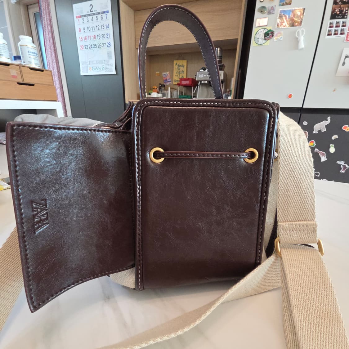 자라 버킷백 상품이미지2