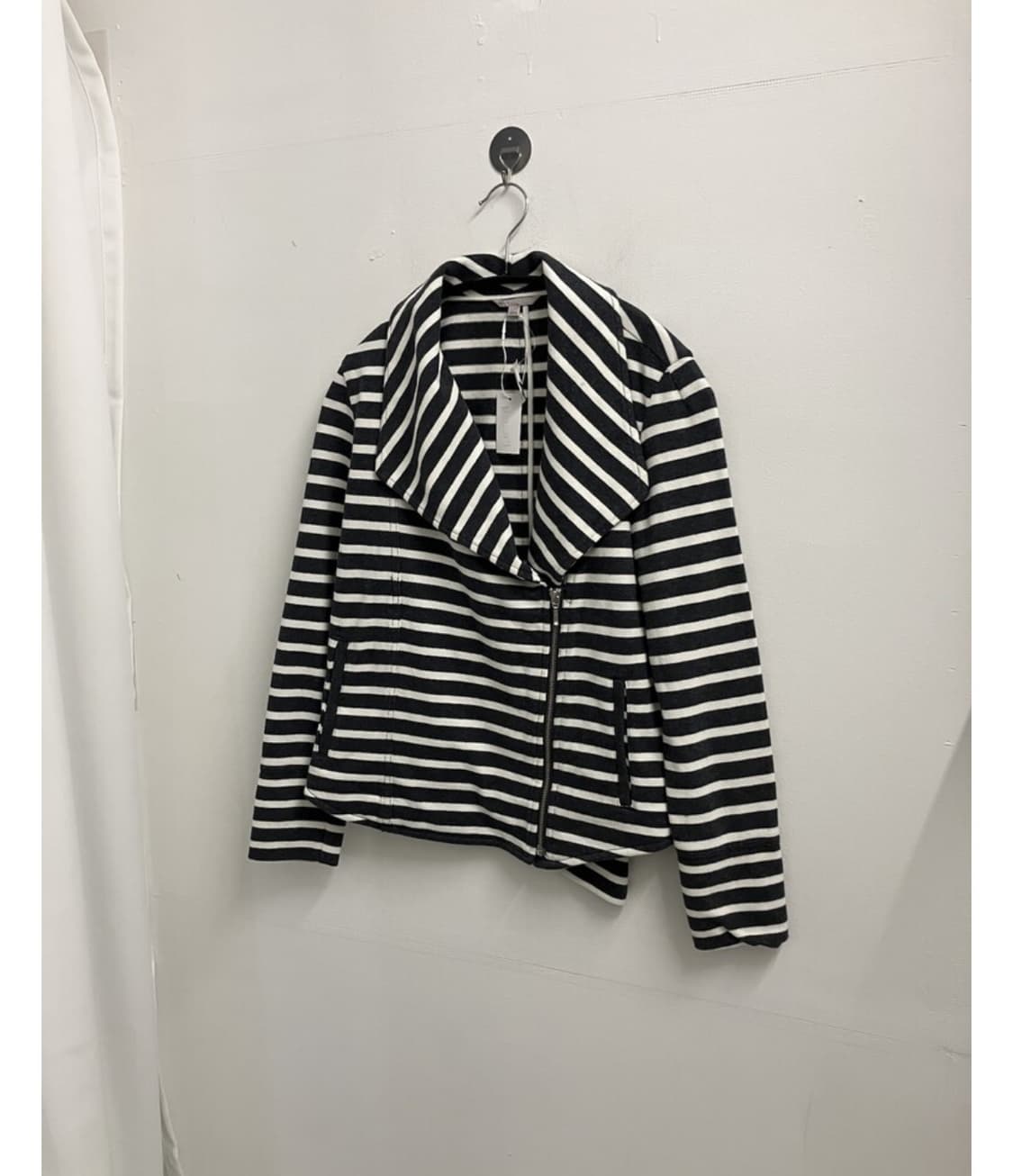 갭 사선 집업 상품이미지2