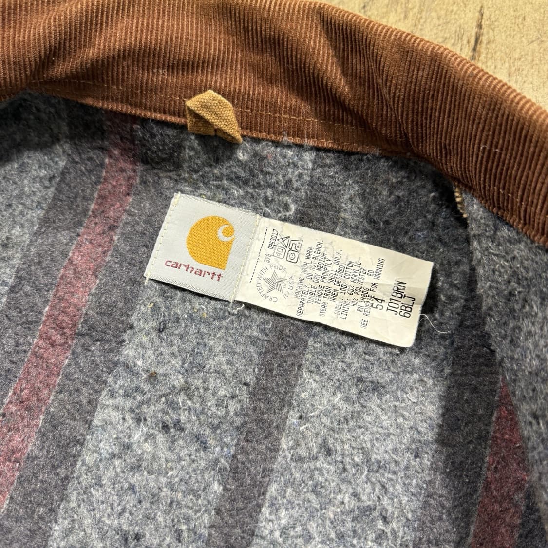 칼하트 J01 디트로이트 자켓 브라운 상품이미지5