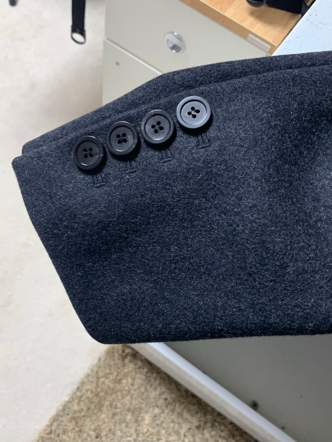 우영미 울 차콜 코트 48사이즈 상품이미지5