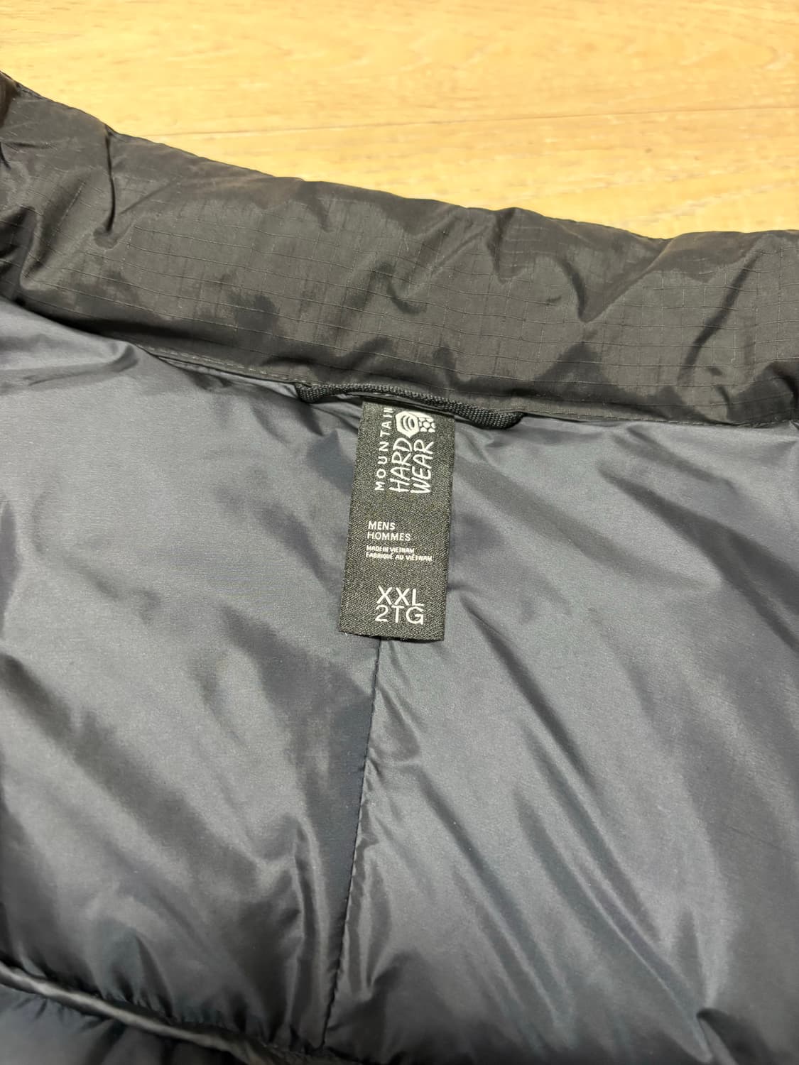 마운트하드웨어 네바다 다운자켓 블랙 상품이미지8