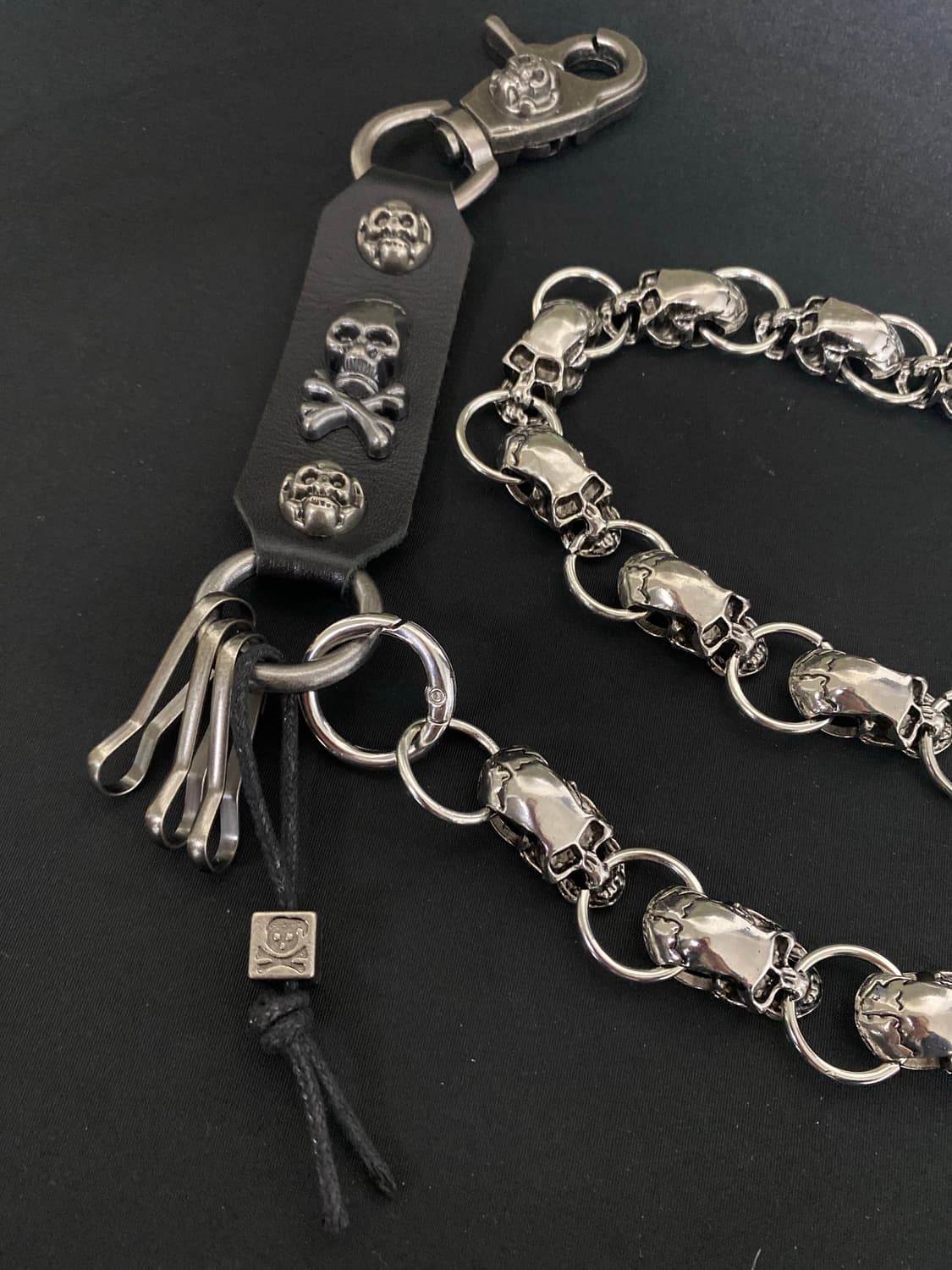 블랙 레더 스컬 팬츠 체인 상품이미지2