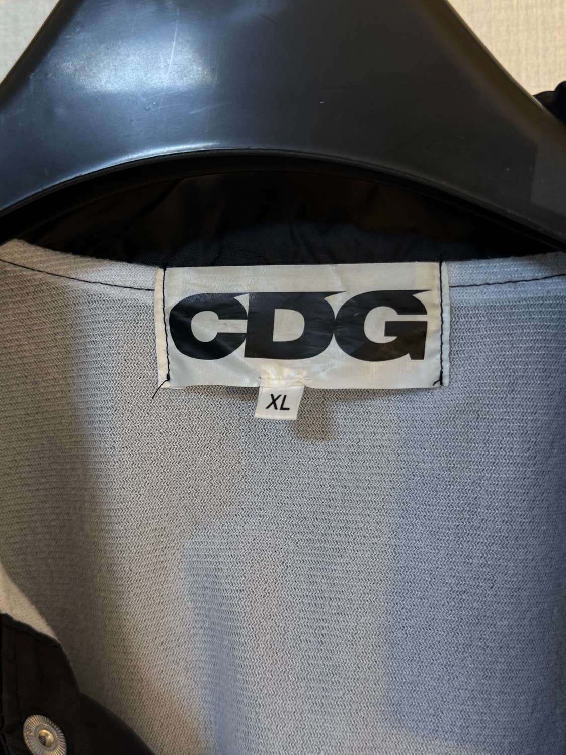 [XL]꼼데가르송 CDG 로고 코치자켓 블랙 상품이미지5