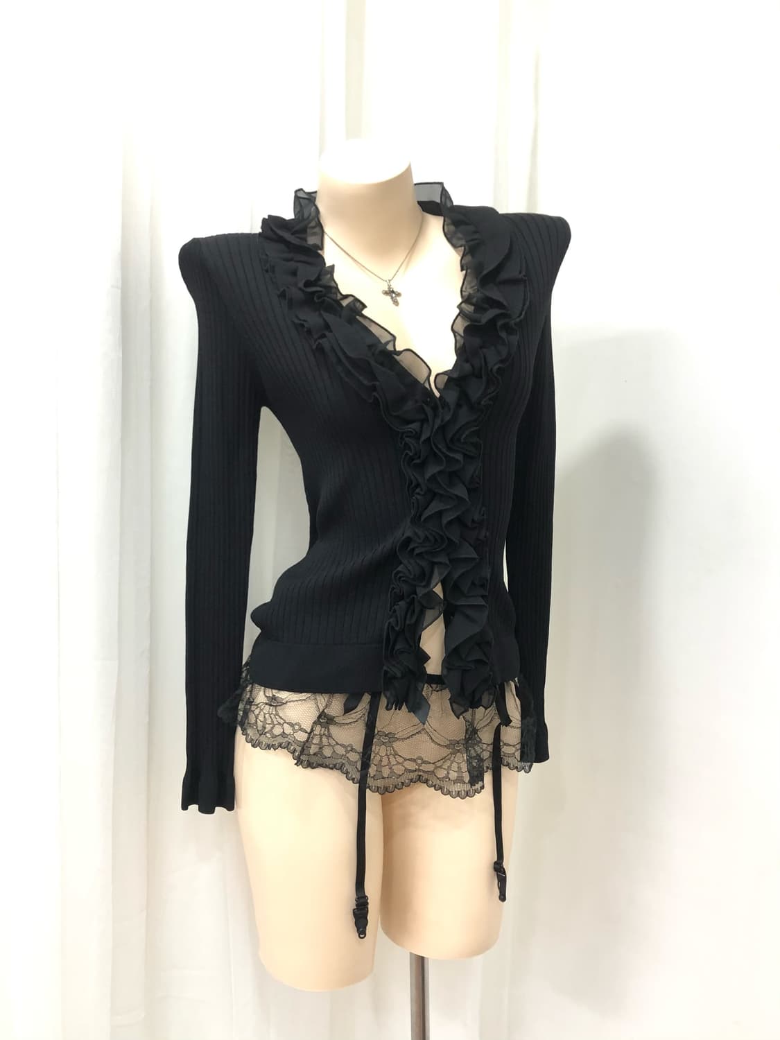 black fairy frill detail ribbed cardigan 상품이미지1