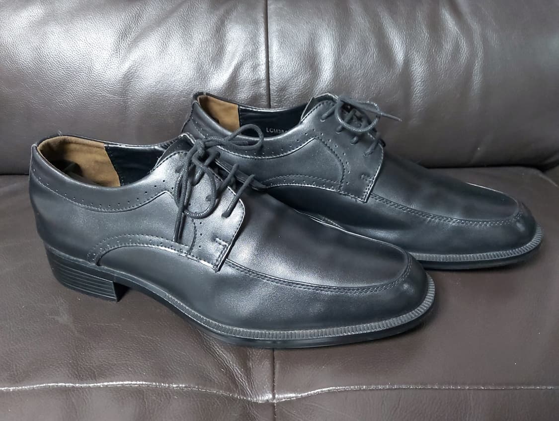 엘칸토 남성 가죽 구두 블랙(265mm)

 상품이미지3