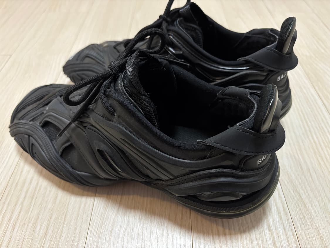 발렌시아가 타이렉스 40 상품이미지2