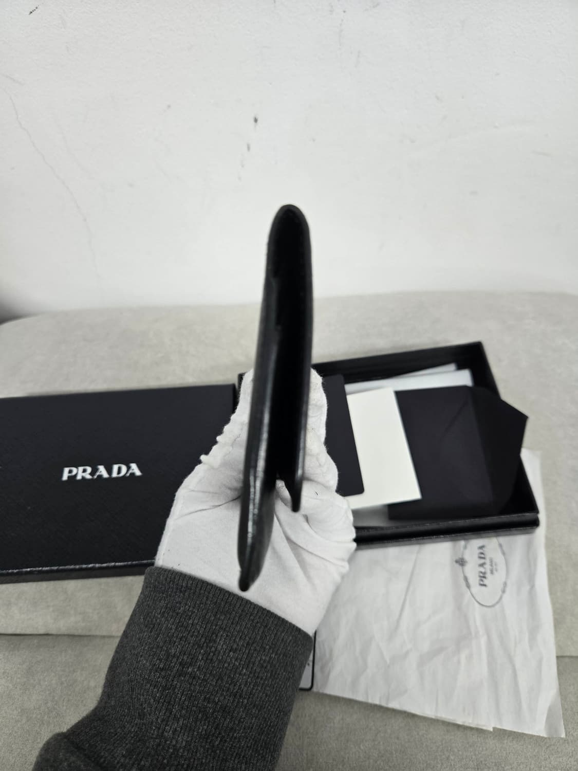 [보증서 정품] 프라다 사피아노 카드 반지갑 상품이미지1