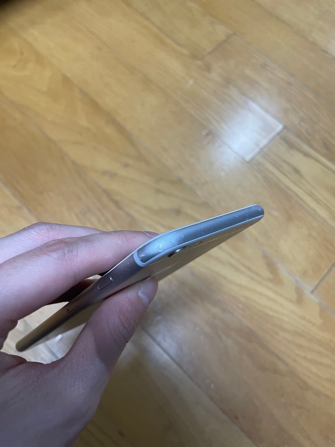 아이폰 6 플러스 실버 64GB 상품이미지3