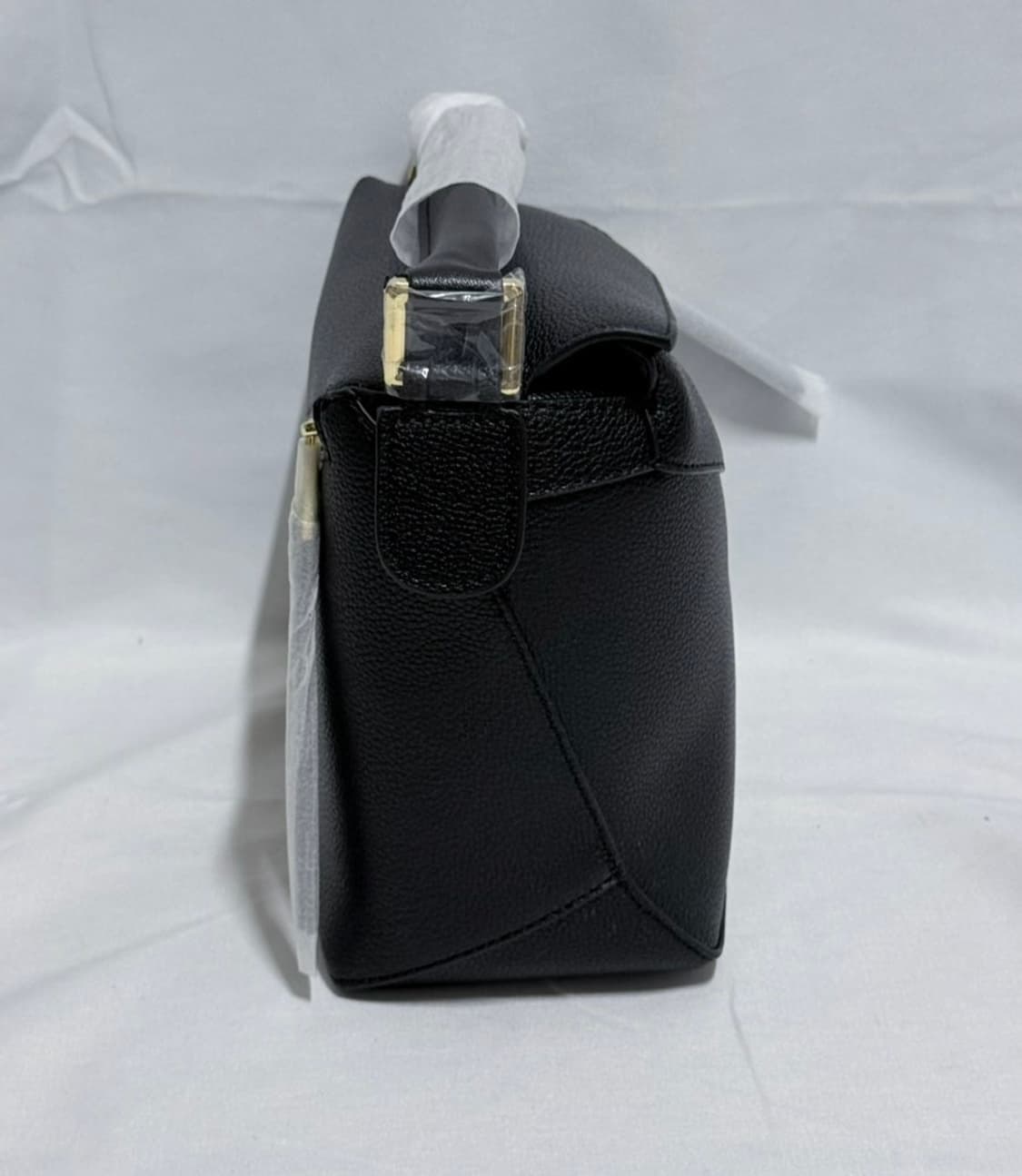 로에베 퍼즐백 스몰 블랙 상품이미지2