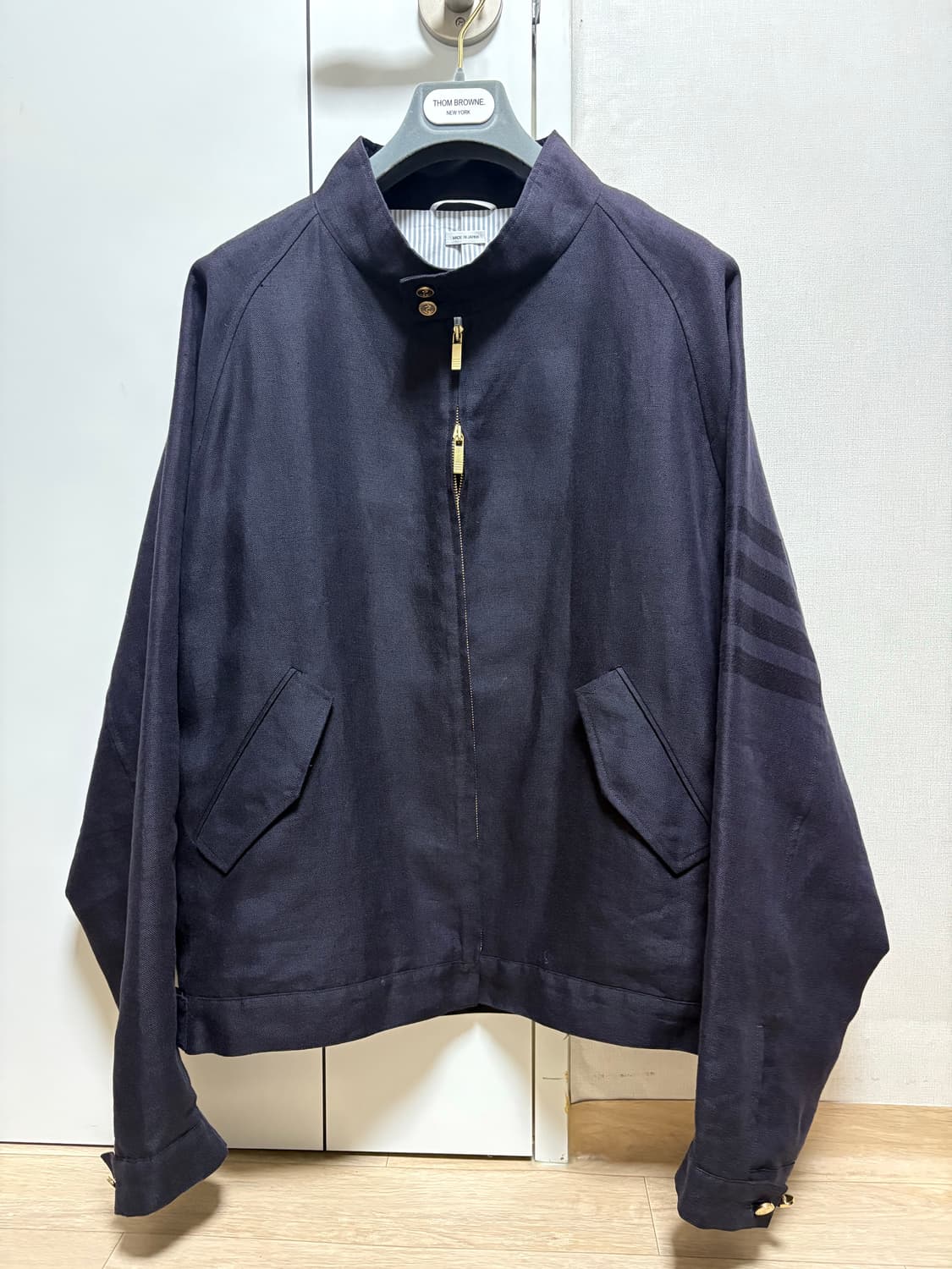 (새상품급, 정품) 톰브라운 사선 린넨 봄버 자켓 상품이미지2