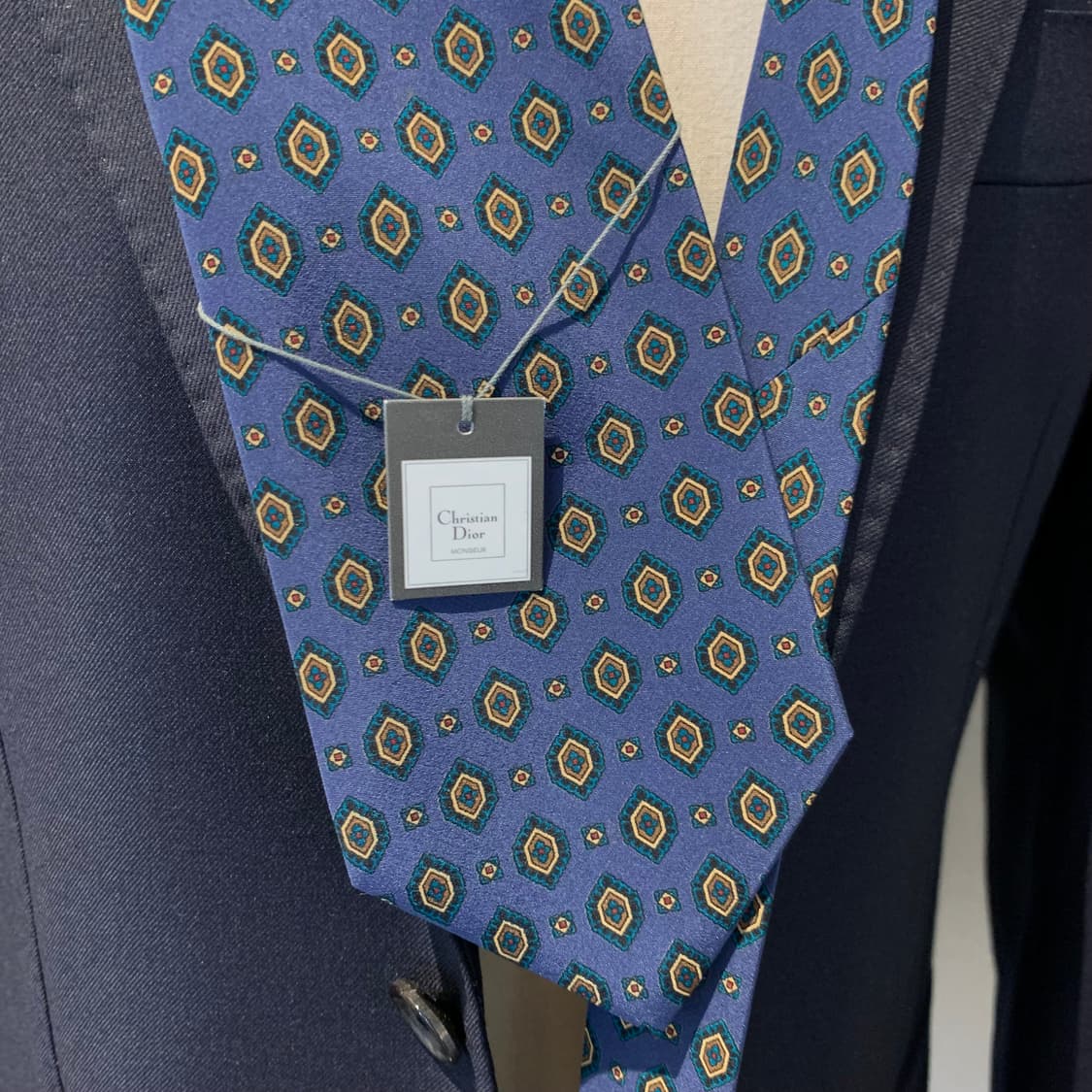 (새상품) 크리스찬 디올(Dior) 택 달린 미사용품 명품넥타이 상품이미지2