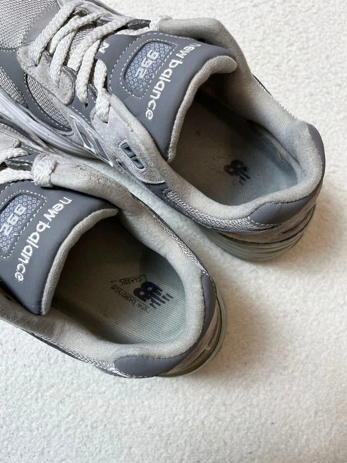 뉴발란스 992 USA 코어 그레이 스니커즈 A1834 상품이미지8