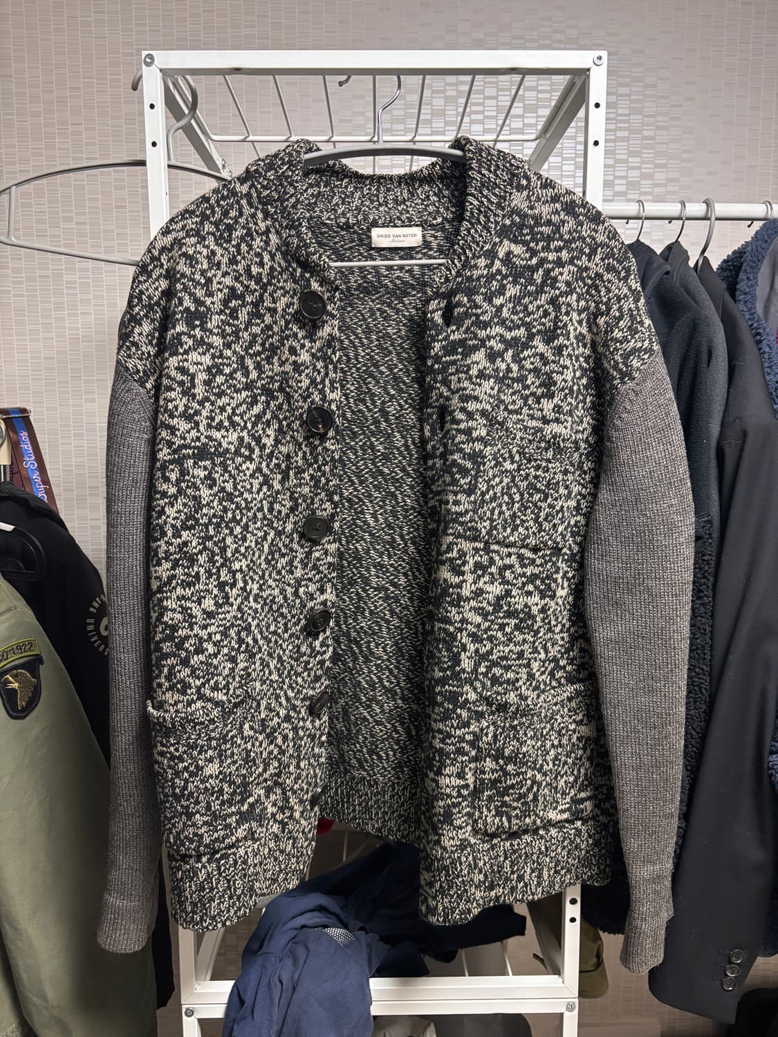 드리스반노튼 가디건 상품이미지1