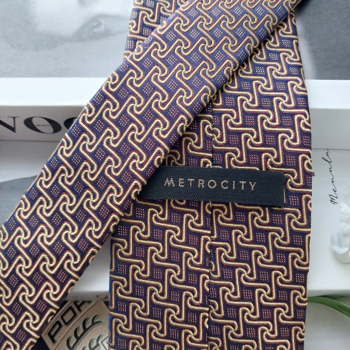 메트로시티 실크 브라운 패턴 넥타이 8.8cm A+등급 K2249
 상품이미지6