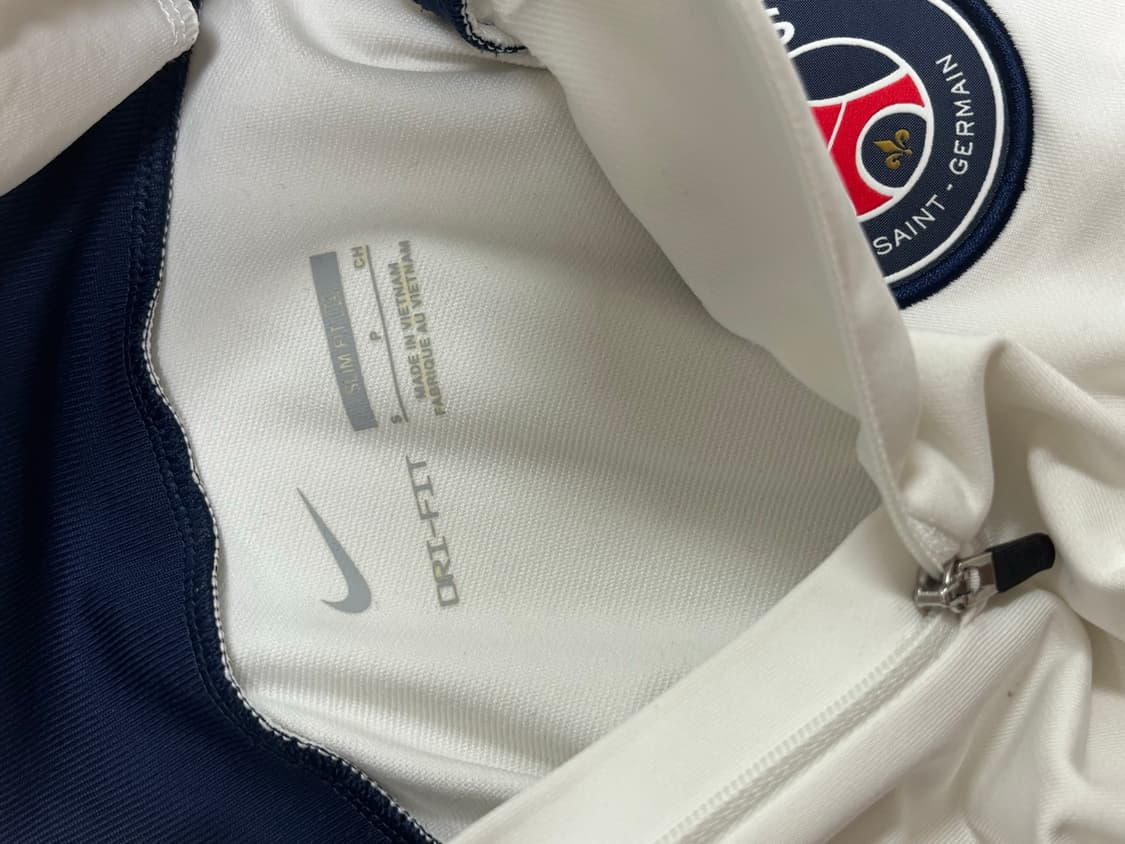 나이키 파리생제르망 PSG 드릴탑 상품이미지3