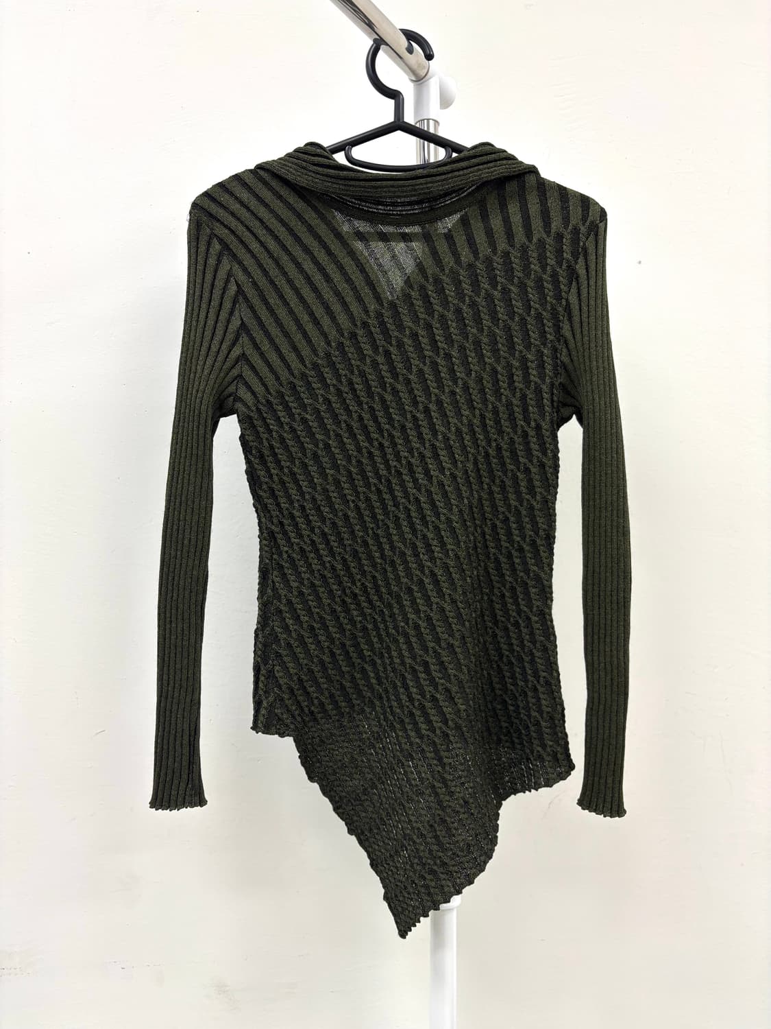 빈티지 피에르가르뎅 카키 울 니트 상품이미지6