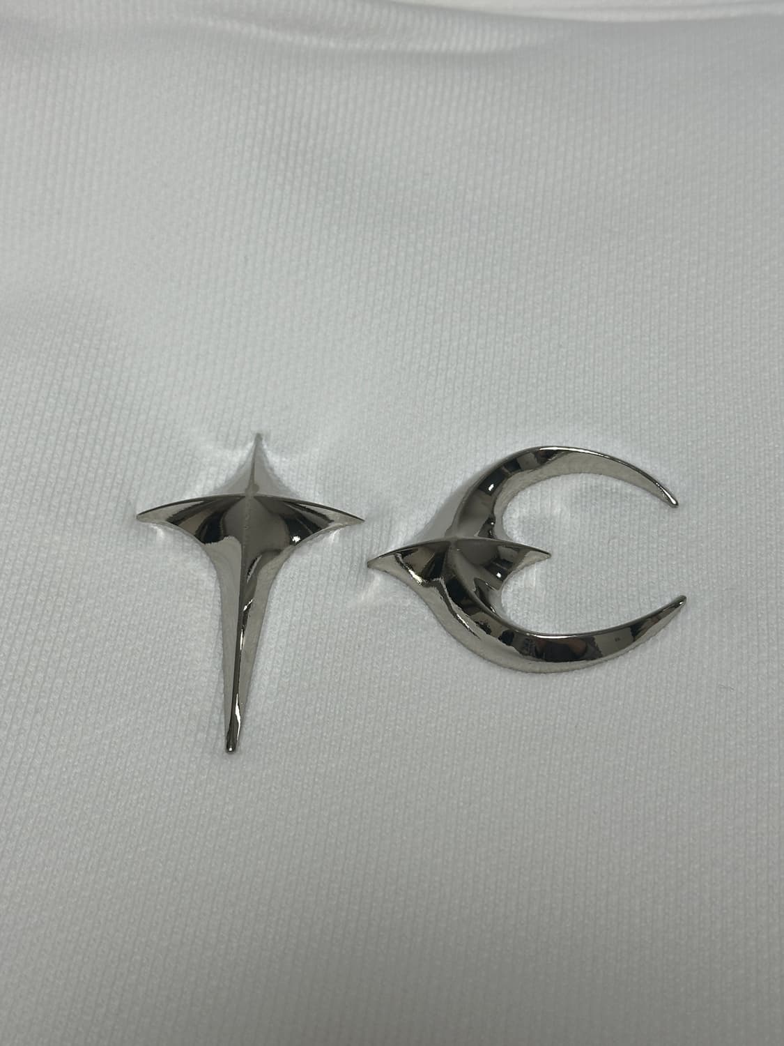 떠그클럽 아머 후드티 화이트 3 상품이미지3