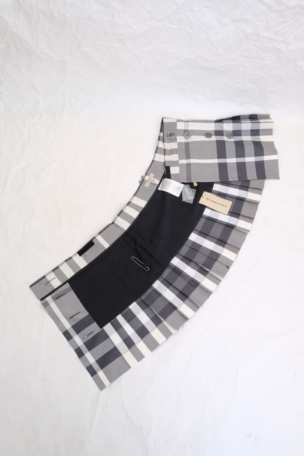 BURBERRY double button pleats wrap skirt 상품이미지4